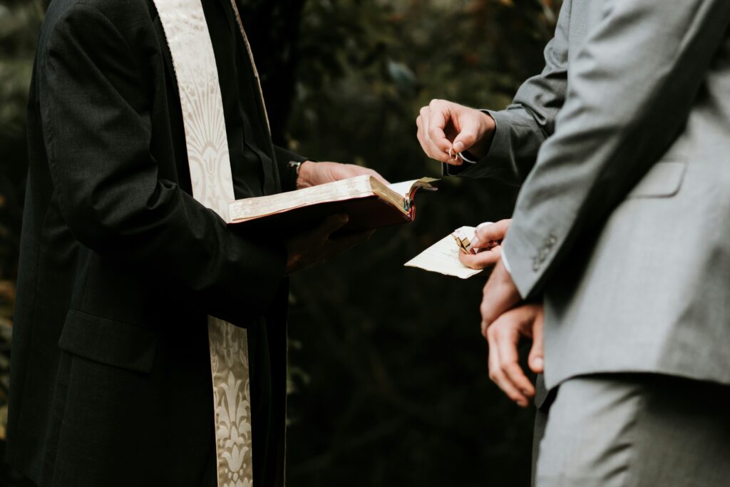 officiant wedding budget breakdown